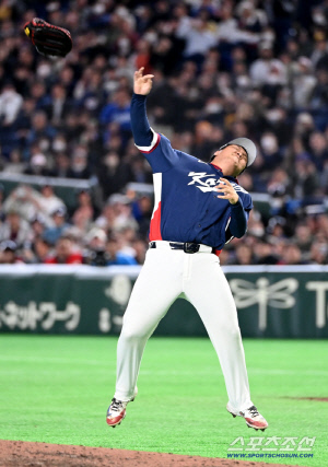 이건 기적이야! 눈물 바다된 도쿄돔 그라운드, 17년만의 WBC 8강 진출 쾌거[도쿄 현장]