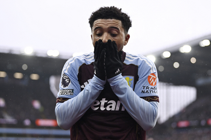 이럴 수가! 연봉까지 줄여가며 '친정팀' 복귀 꿈꿨던 '맨유 금쪽이' 어떡하나...英언론 '도르트문트, 산초 복귀 부정적'