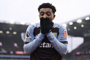 이럴 수가! 연봉까지 줄여가며 '친정팀' 복귀 꿈꿨던 '맨유 금쪽이' 어떡하나...英언론 '도르트문트, 산초 복귀 부정적'