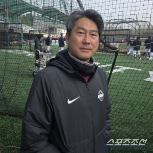 설종진 감독의 야심찼던 안치홍 3루 카드, 왜 접었나...그런데 반전 시나리오가 또 등장했다 [고양 현장]