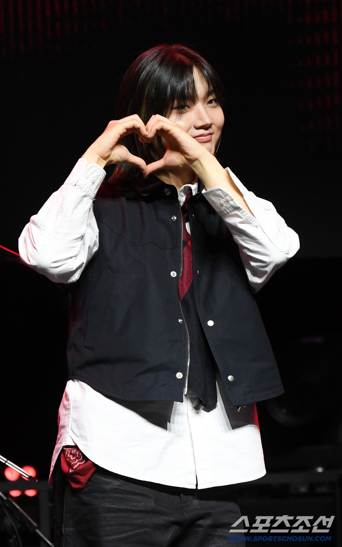 [SC현장]병오년, 말의 기운 탄 드래곤포니…신보 '런런런'으로 차트 질…