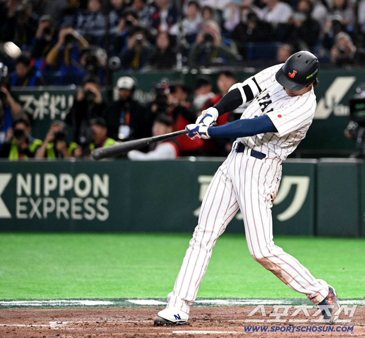 '164.5㎞' 160명中 1위, 문보경 대포알 타구 이 정도야? 오타니…
