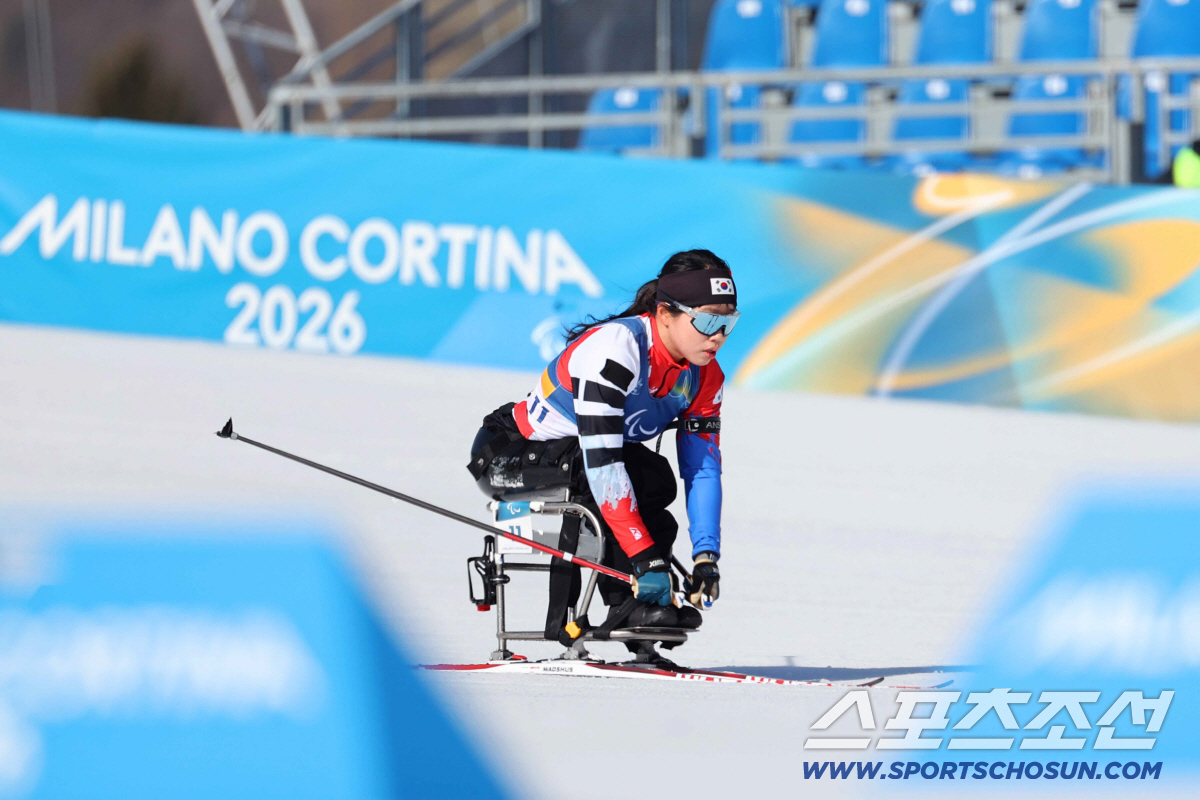 "아! 3초차!" '스마일 몬스터' 김윤지의 은빛 미소,크로스컨트리 스프…