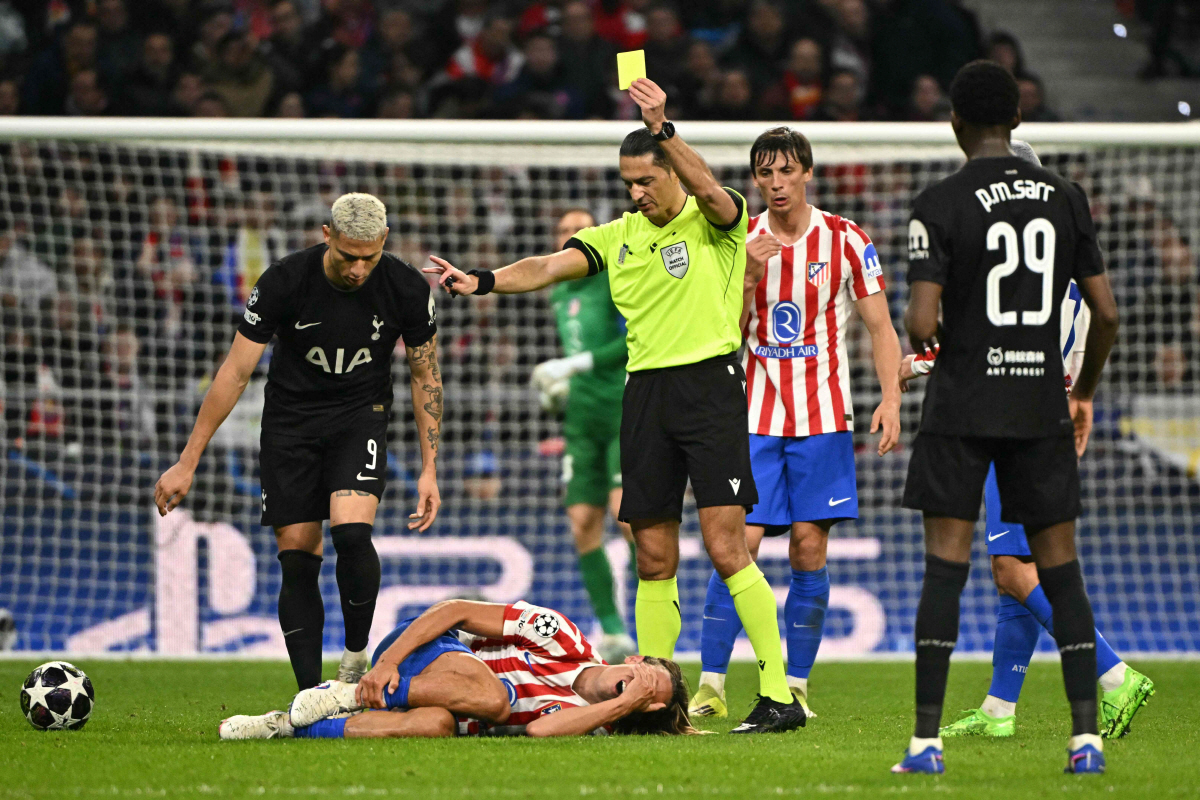 "정신줄 놓은 토트넘, 이게 팀이야?" 미끌→미끌 전반 17분 GK 교체…