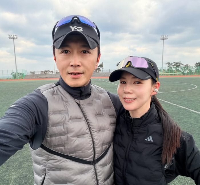 '2세 포기' 고백했던 진태현...'입양 딸' 자식농사 성공 