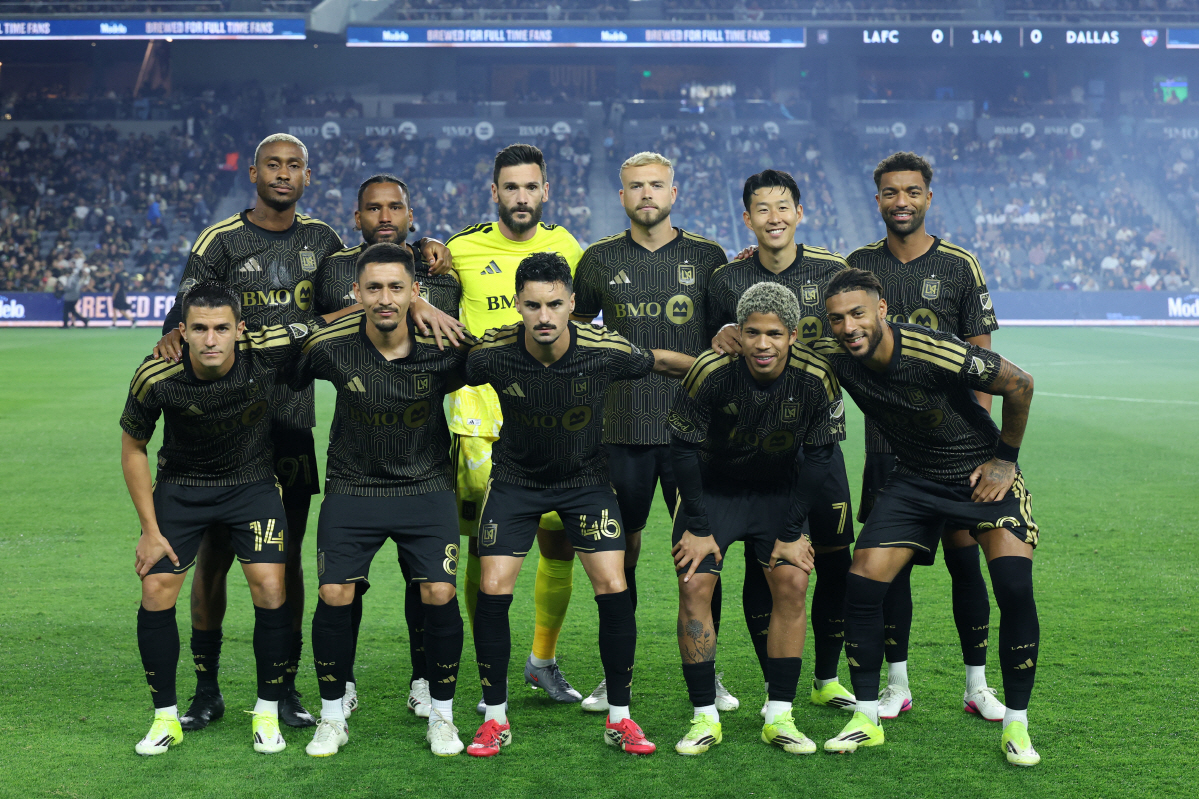 손흥민 향한 집중 견제→45분 내내 침묵...LA FC, 상대 슈팅 한 …