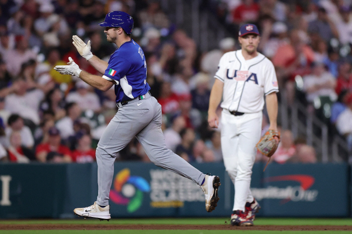 대이변!!! 'WBC 우승 후보 0순위' 美, 伊에 덜미 '1R 탈락 위기'…MEX-ITA B조 최종전서 운명 판가름