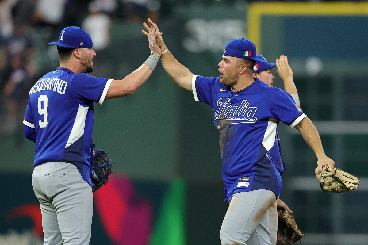 "8강 이미 확정" 미국 감독, 실언 공식사과 → '초비상' 걸린 미국……