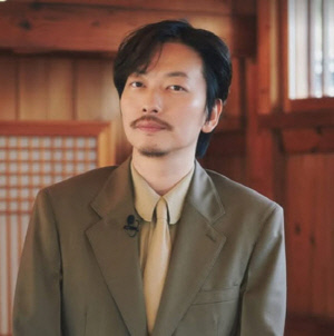 '42살' 이동휘, 공개열애 끝난지 2년…