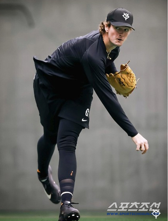 "부끄러운 줄 알아야" 관중 3만9728명 앞에서 2대15 대패, 아베 …