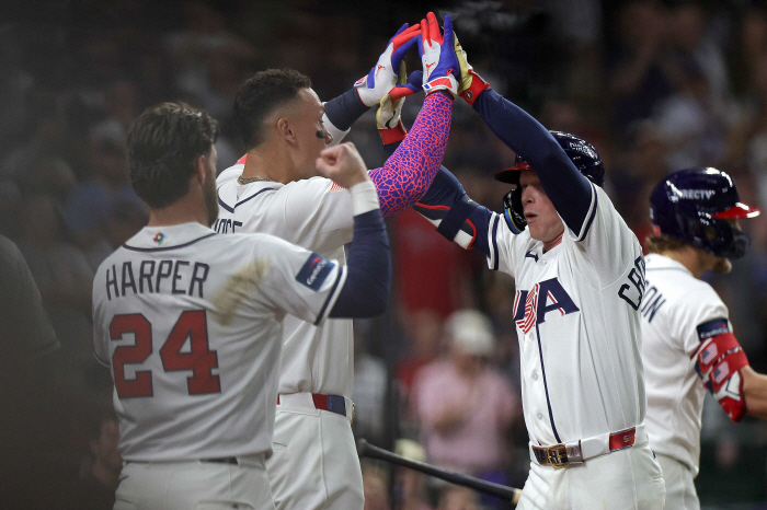 '고마워요 이탈리아' 이미 본선 갔다던 멍청했던 미국, 역사에 남을 치욕 피했다...기사회생 8강 진출