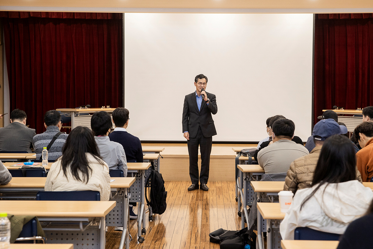 양천구, 30개 기업과 함께 일자리박람회 개최.... 청,장년층에 취업기…