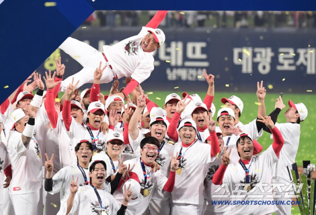 친정 KIA 동료 만난 유일한 2년 연속 우승자의 예고 "한번 더할거라고…