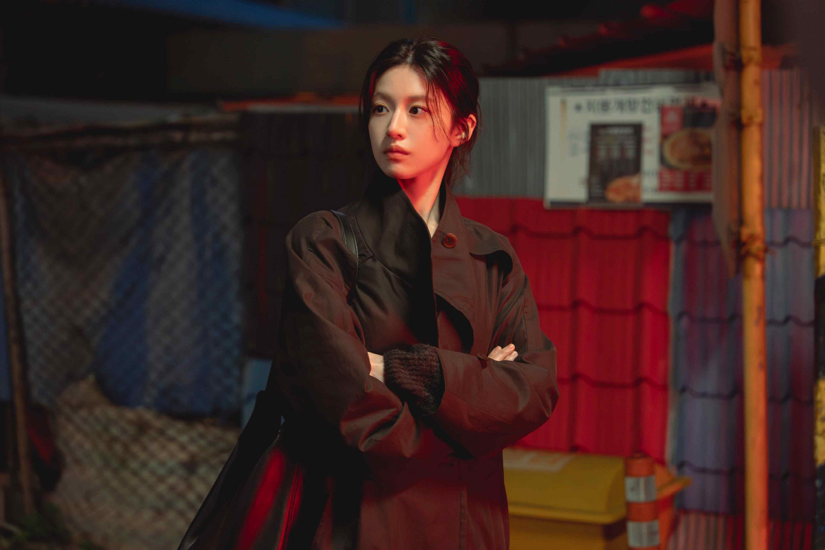 로코 이어 감정극까지…고윤정, ‘모자무싸’ 까칠한 도끼 PD로 변신