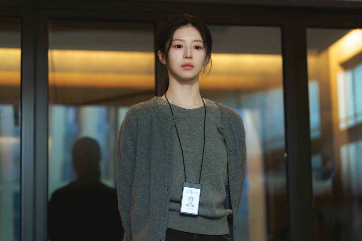 로코 이어 감정극까지…고윤정, ‘모자무싸’ 까칠한 도끼 PD로 변신