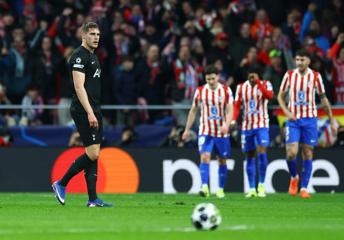 선수가 공개적으로 "최후의 날" 언급, 끝이 보이는 '재앙' 투도르의 시…