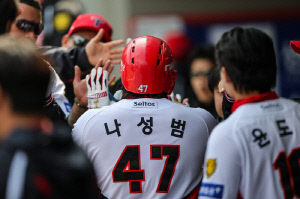 '올러 3이닝 퍼펙트 → 김호령 멀티히트' KIA, 개막전 상대 SSG 예습 성공[광주 리뷰]