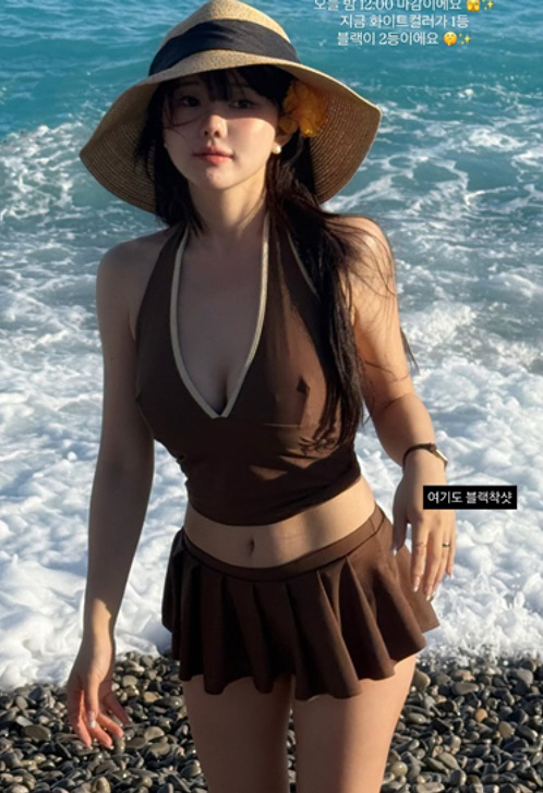 '매출 4억' 홍영기, 비키니 몸매도 핫..터질듯한 글래머 자태