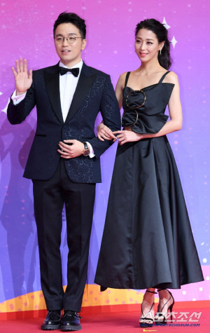 한고은, ♥남편 '7년 째 무직'인데…드디어 알린 복귀 소식 