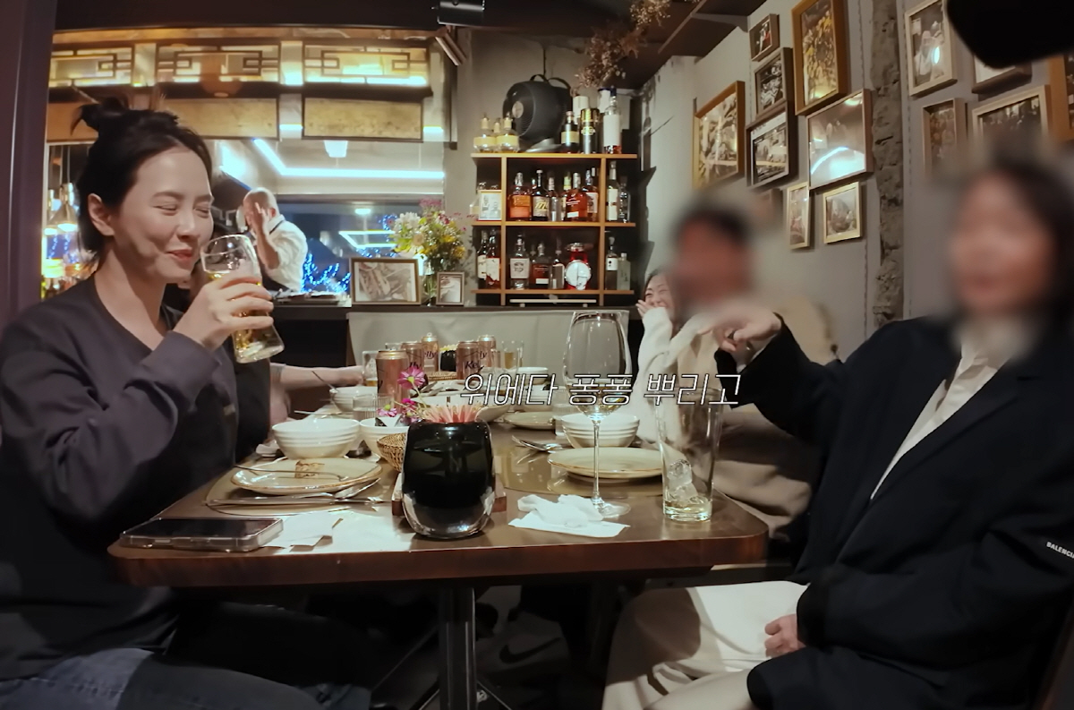 '극강 테토女' 송지효 세차法 "비오면 공짜 세차"→직원 "너무 더러워서…