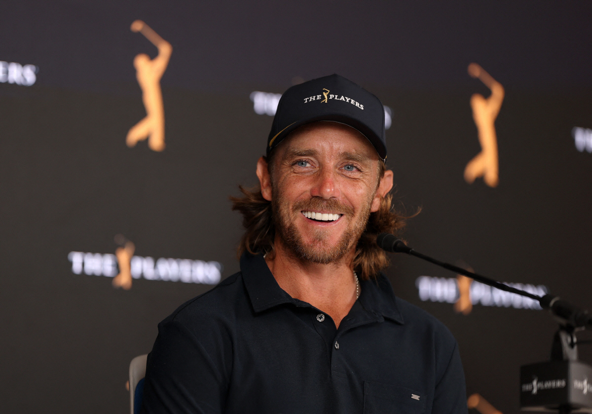 美-이란 전쟁 속 골퍼들 수난…UAE에 가족 남겨둔 플리트우드 "아직까진…