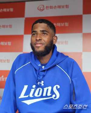 '도미니칸' 디아즈의 경고 