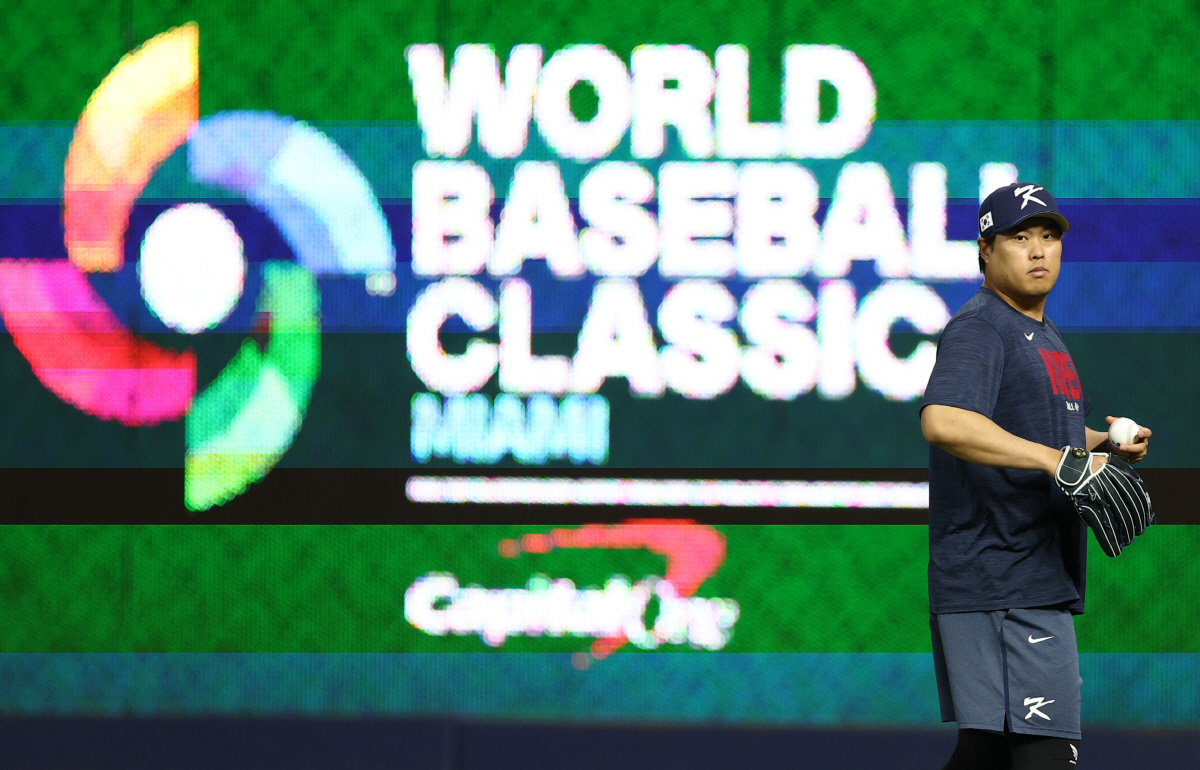 "RYU, 전성기처럼 던져도 못 막을 것" 日, WBC 8강 류지현호 도…