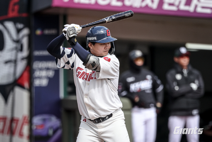 32세 늦깎이 손호영, 3번의 실패 딛고 또한번의 반전 이룰까…인생 걸었…