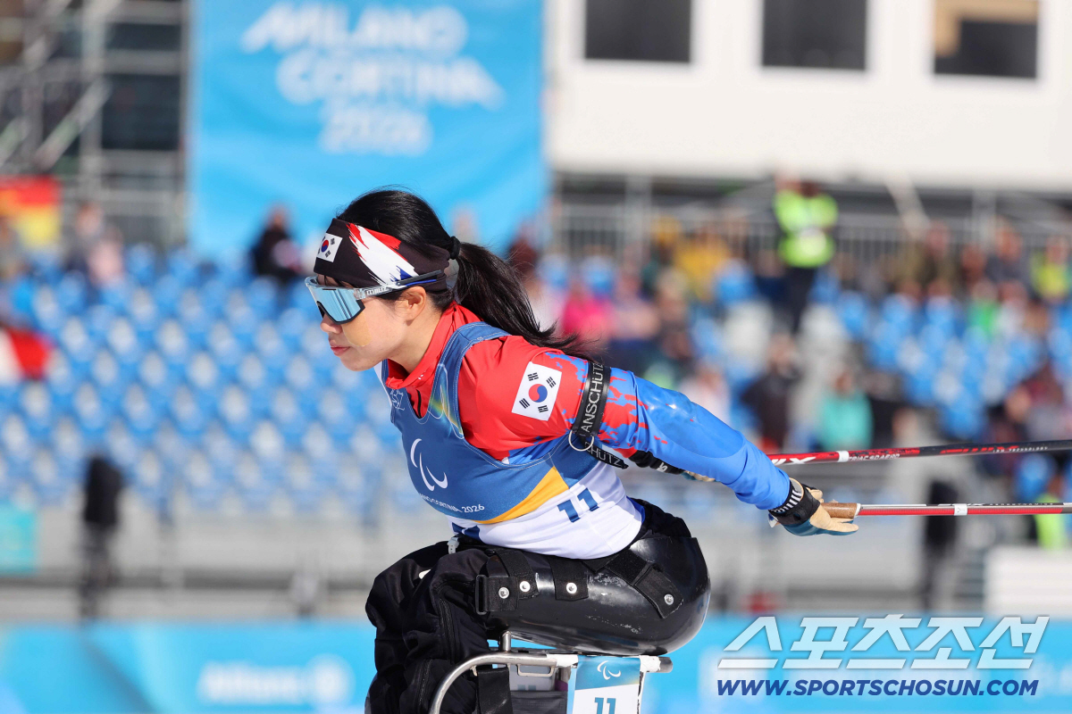 "'금→은→은' 김윤지의 폭풍질주는 멈추지 않는다!" 바이애슬론 스프린트…