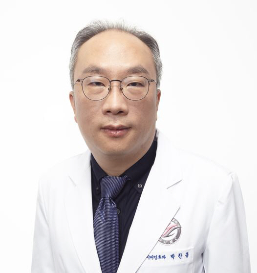 외상성 뇌손상 치료 새 가능성 열었다…수술 없이 '코'로 줄기세포 전달