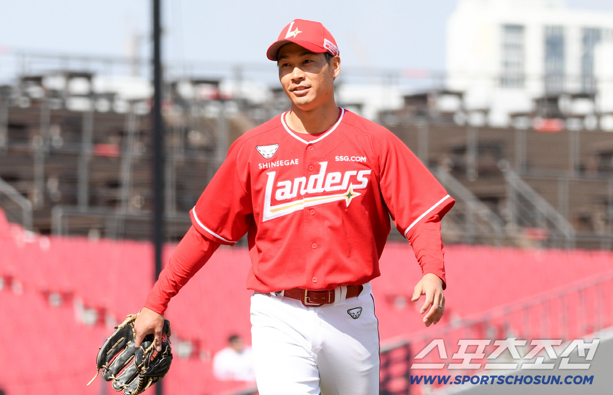 '괜히 NPB 66승 투수가 아니네' KIA 타선 상대 퍼펙트 피칭...…