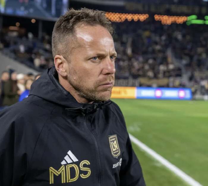 美 폭발! "손흥민 아무런 목적 없이 떠다녀", "뭘 하려는지 모르겠아"…