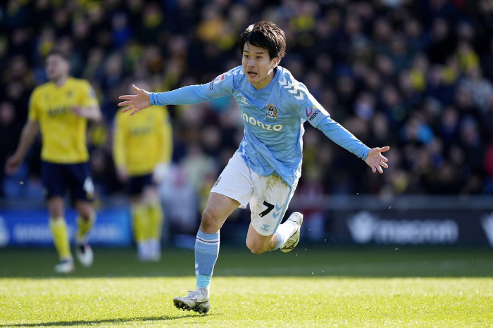 日 환호! '6경기 연속 명단 제외' 양민혁과 다른 입지...'램파드 극…