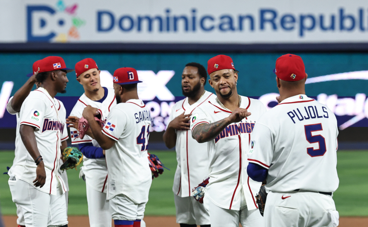 "할머니, 야구공 조심해, 역대 최다득점 경기 될 것" 천하의 류현진에게…