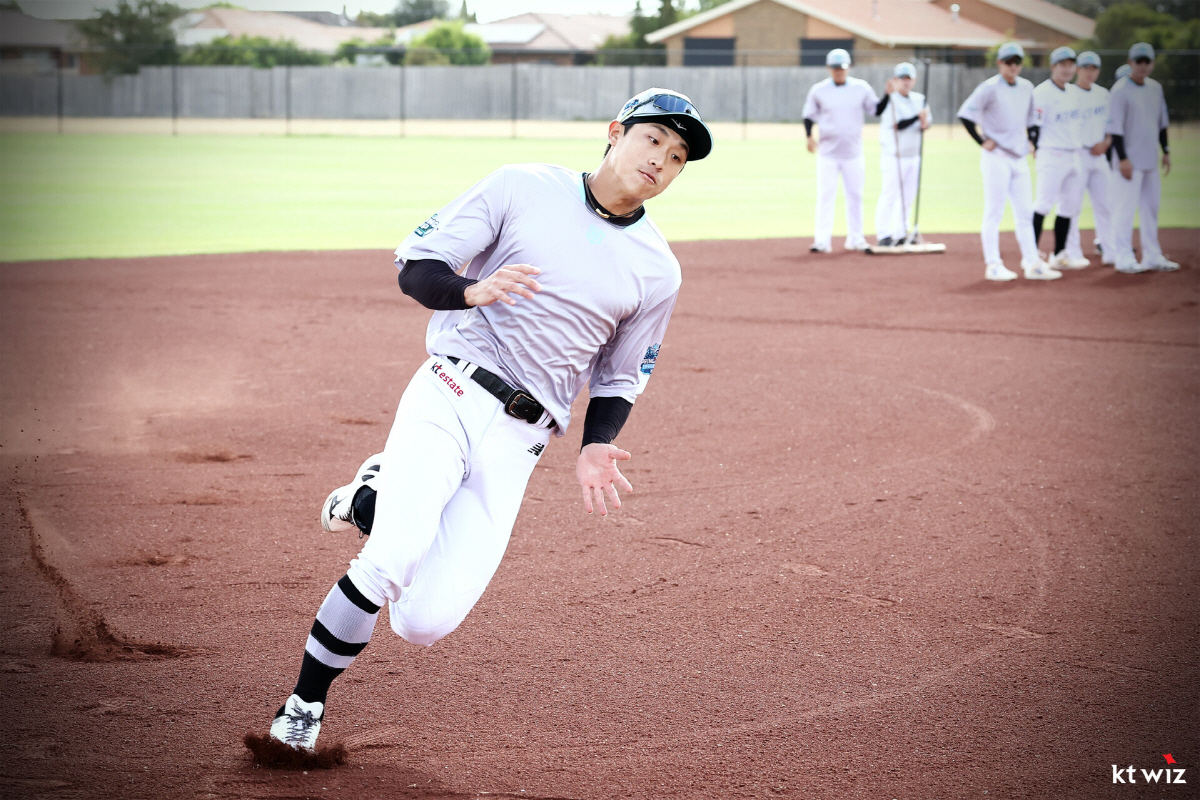 "야무진 스윙, 어떻게든 기회주고파" 쳤다하면 안타, 간절함까지 갖춘 육…