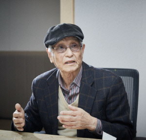 ‘갯마을’ 촬영상 휩쓴 전조명 감독 별세..향년 93세