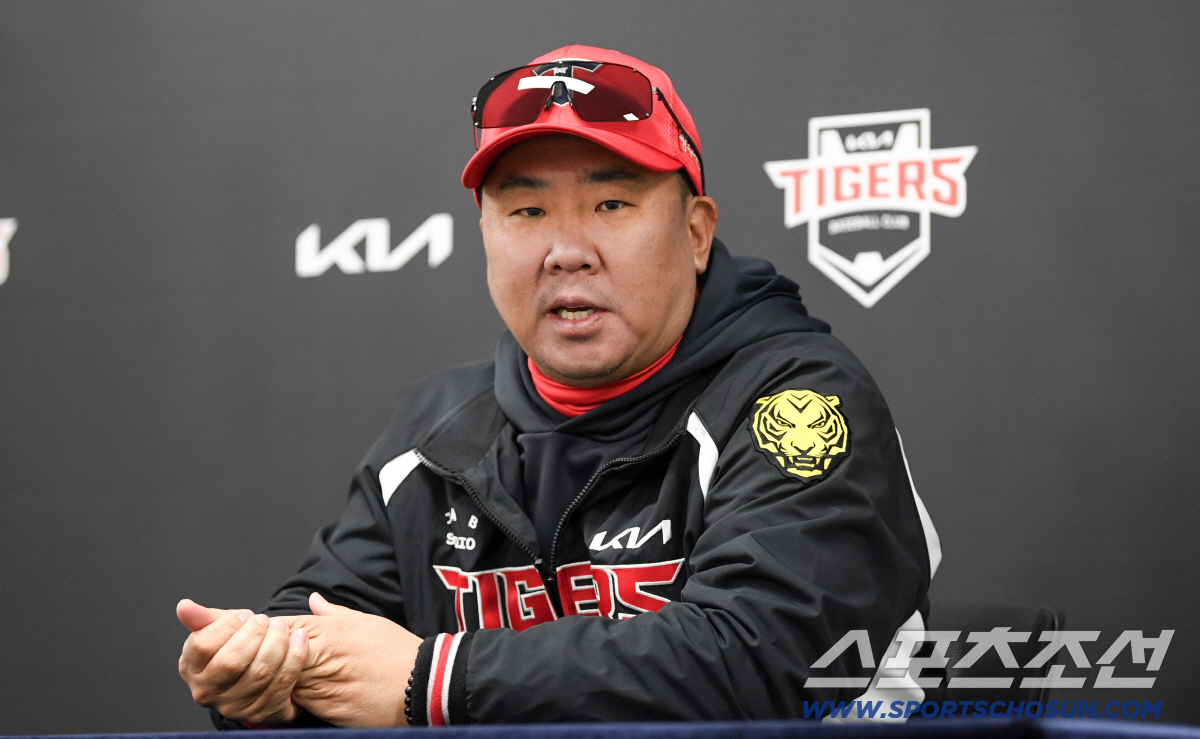 한국은 참패했지만, 이범호 감독은 그래도 괜찮았다 "김도영에게 WBC는 …