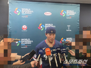 머리가 띵한 충격패.. '죄인' 처럼 퇴장한 야구대표팀 → 모두가 굳은 표정. 신기루 처럼 사라진 8강 기적 [마이애미 현장]