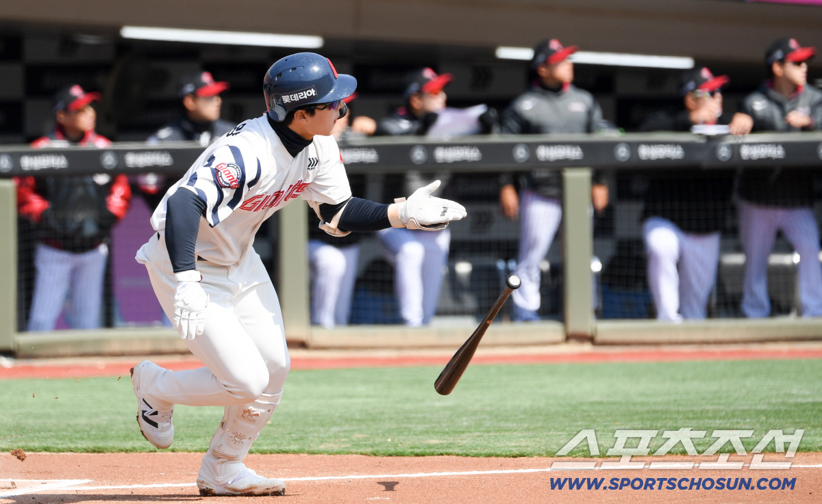 '사직에 진짜 태양 떴다!'...롯데 한태양, 디펜딩 챔피언 LG 임찬규…