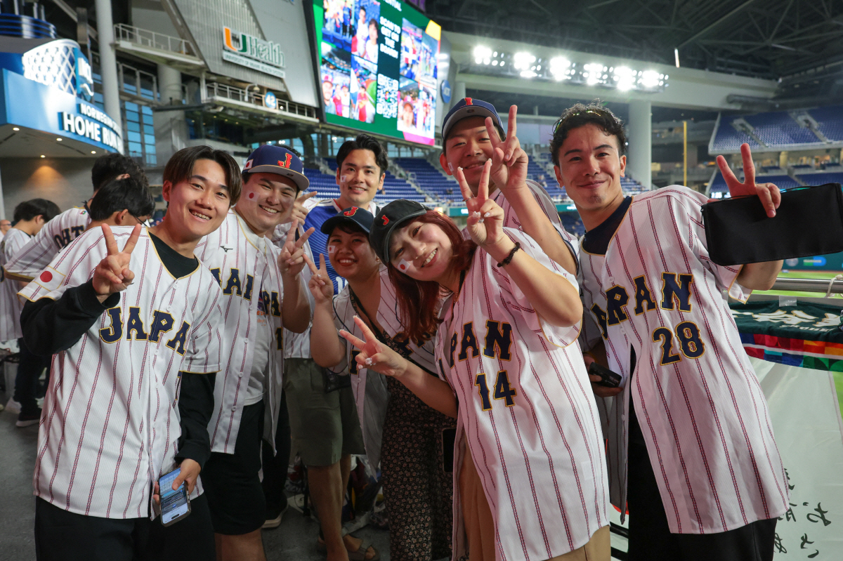 감히 내 안방에 잔칫상을 차려? DR 매체, 日 공식 기자회견 '갑분싸'…