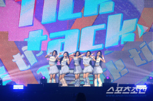 더 단단해진 소녀들의 '자력쇼'가 시작됐다!!! 데뷔 2주년 아일릿의 첫 단독 콘서트 'PRESS START♥'