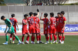 '더 벌어진 격차…' 韓 대학 축구 이번에도 일본에 패했다, 男 5연패 수렁→女 0-9 완패