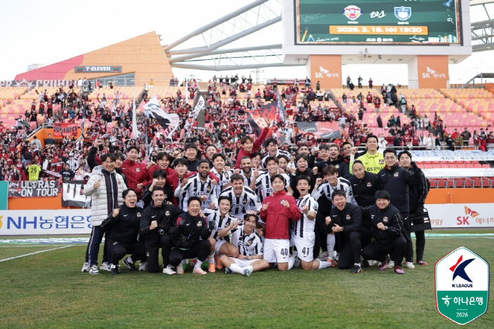 [현장인터뷰]김기동 감독 소신발언, "울산만 OK 하면 후반기에 경기 치…