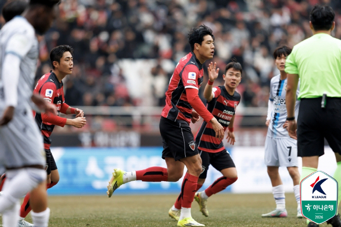 '무고사 장군→이호재 멍군' 첫 승은 다음 기회에...포항-인천, 1-1…
