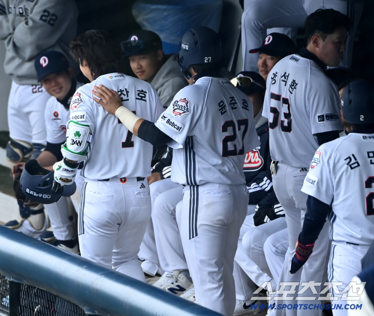 '왜 반응이 없어?' 박찬호, 이적 첫 홈런→동료 무관심에 '멘붕'...…