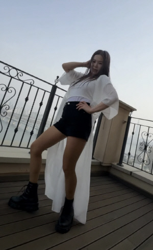 '54세 애넷맘' 김지선, 갱년기에도 '47kg 뼈말라' 유지 