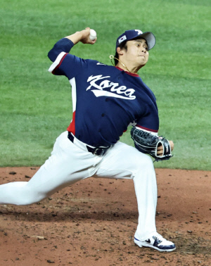 박영현 직구가 143.9㎞라니?! '구속 저하' 이슈에 직접 답했다 → 