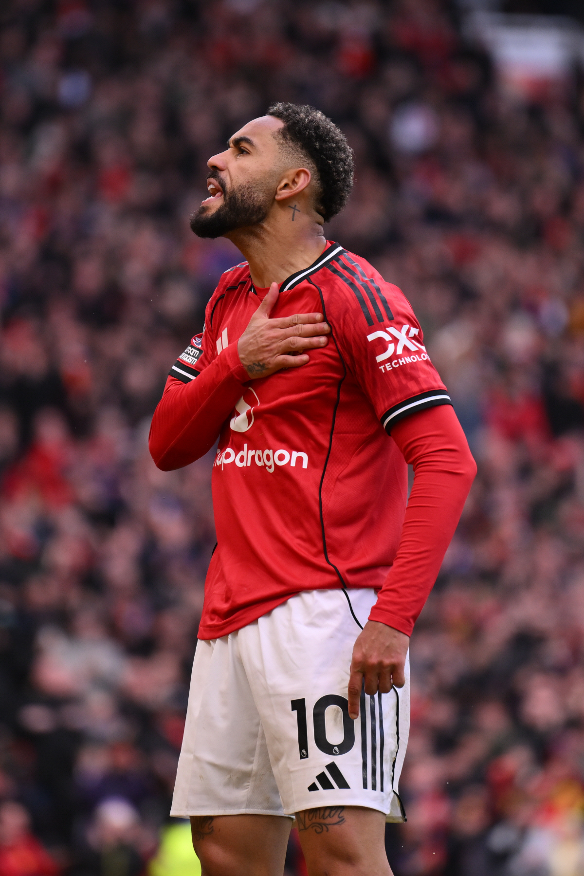 '캐릭 매직 미쳤다' 맨유 홈 5연승, 쿠냐 결승골+브루노 2도움 폭발!…