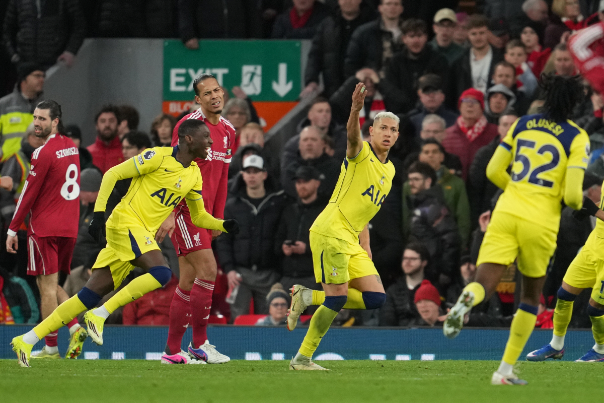 '손없히왕' 맞다! 리버풀 상대 '극장골' 히샬리송, EPL 100호 공…