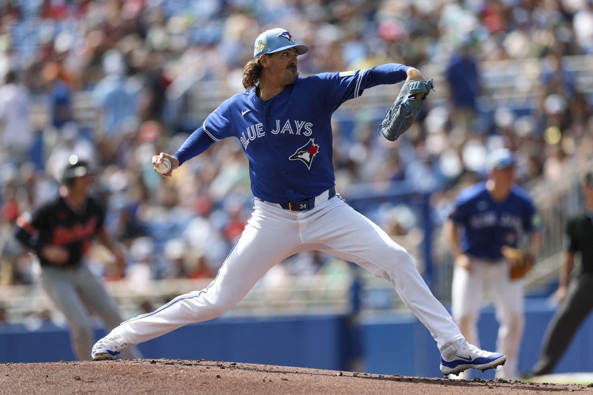 "고려중이다" 토론토 1선발 '은퇴 시사' 충격! 이제 35살인데 개막전…